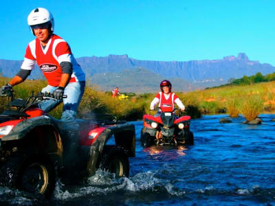 Excursión en quad por el norte de las Drakensberg