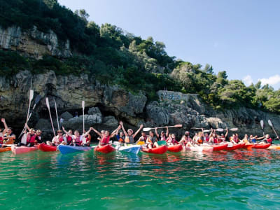 Excursion en kayak de mer avec plongée en apnée autour de Portinho da Arrábida