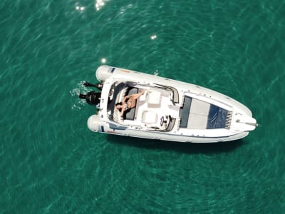 Excursion privée en bateau rapide vers les grottes bleues et la plage de l'épave de Navagio depuis Zakynthos, Zante