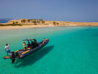 Excursión privada en barco semirrígido por Mykonos desde Sifnos