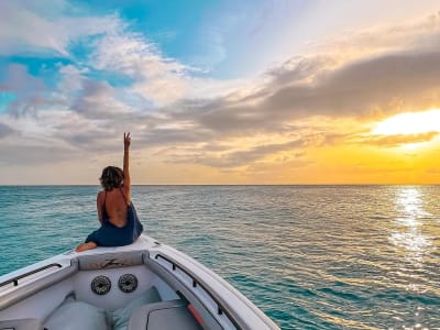 Private Bootsfahrt bei Sonnenuntergang in Sint Maarten von Simpson Bay aus