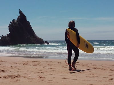 Campamento de surf en Cascais, cerca de Lisboa