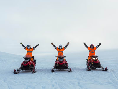 Excursión en moto de nieve al glaciar Langjökull y visita al Círculo Dorado con salida de Reikiavik