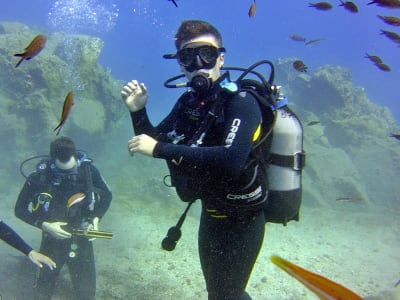 Bautismo de buceo en Akrotiri, Santorini