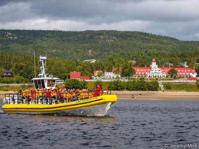 Excursión de avistamiento de ballenas en el San Lorenzo en zodiac desde Quebec