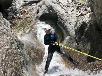 Barranquismo en el Cañón Fantasma del Parque Nacional de Banff, Alberta