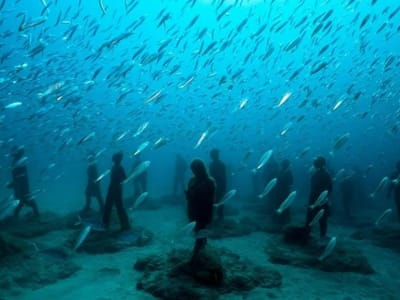 Tauchen Sie im Atlantischen Unterwassermuseum von Lanzarote