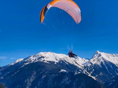 Vuelo en parapente biplaza en Mayrhofen, Zillertal