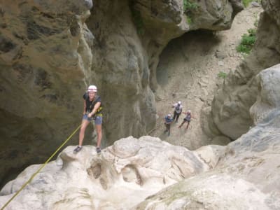 Canyoning dans les gorges de Tsoutsouros au départ d'Héraklion