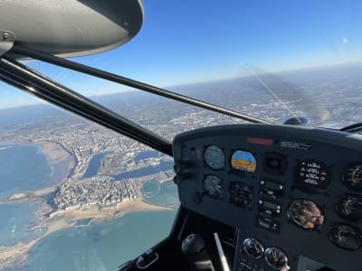 Einführung in das mehrachsige Ultraleichtfliegen in Dinard