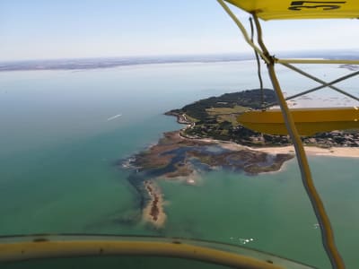 Seaplane flight over Oléron Island from Marennes