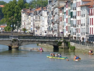 Excursion en pirogue hawaïenne à Bayonne sur l’Adour et la Nive