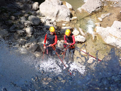 Canyoning in der Schlucht der unteren Ecouges, in der Nähe von Grenoble