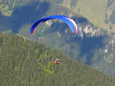 Tandem-Gleitschirmflug in Charmey, Greyerz