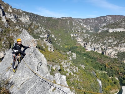 Descubrimiento de la escalada de varios largos en las Gargantas del Tarn