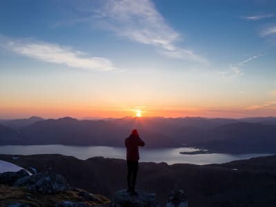 Randonnée guidée au lever du soleil jusqu'au sommet de Snowdon au départ de Llanberis