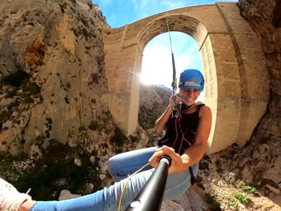 Saut à l'élastique dans les gorges de Mascarat (60 m), Alicante