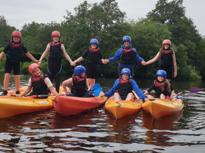 Kayak al norte de Swansea en el embalse de Lower Lliw