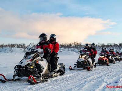 Safari en moto de nieve Kilpisjärvi en Enontekiö