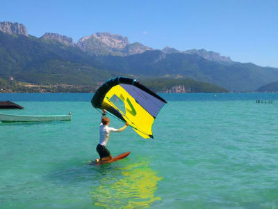 Alquiler de alas en el lago de Annecy, Alta Saboya