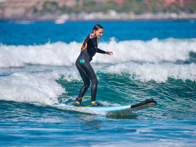 Clases de Surf en Playa de Las Américas, Santa Cruz de Tenerife