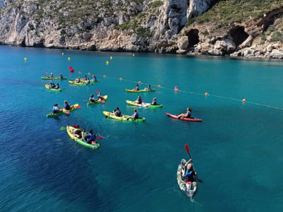 Kajaktour von der Cala del Moraig in Benitatxell, Alicante