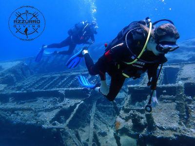 Inmersiones de Aventura para Buceadores Certificados en Patmos, Grecia