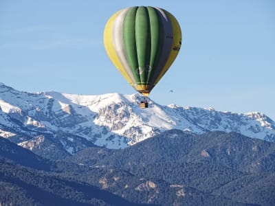 Vuelo en globo aerostático en la Cerdanya, Pirineos catalanes