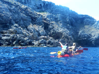 Seekajak-Ausflug ab Fornells auf Menorca