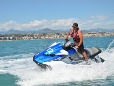 Location jet ski à Villeneuve-Loubet près d'Antibes