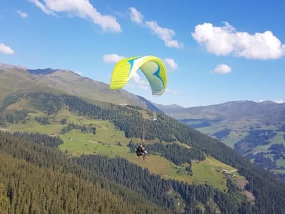Tandem Paragliding Flight in Hippach, Zillertal