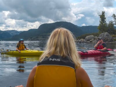 Guided Kayaking Tour around the Jørpelandsholmen Islets near Stavanger