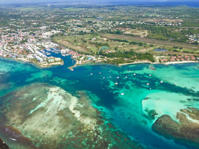 Survol de la Guadeloupe en ULM multiaxe au départ de Saint-François