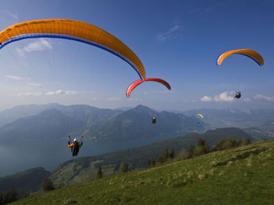 Gleitschirm-Anfängerkurs in Nidwalden, bei Luzern (1-3 Tage)