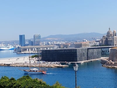 Guided Hike to discover Marseille from the Vieux Port