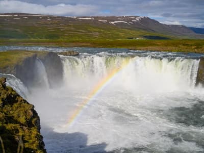 Sightseeing Road Trip of the Diamond Circle from Akureyri