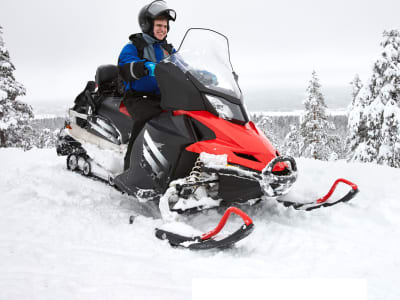 Safari en moto de nieve por Rovaniemi
