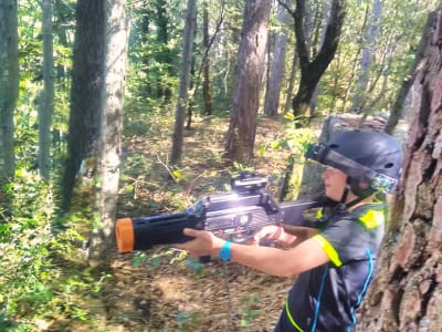 Laser-Tag im Freien in der Nähe von Aubenas, Ardèche