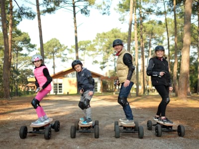 Fahrt mit dem Elektro-Skateboard in Labenne in den Landes, Frankreich