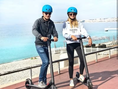 Alquiler de scooters eléctricos de categoría A en Niza