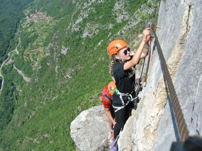 Klettersteig auf den Gipfel des Cima Capi, in der Nähe des Gardasees