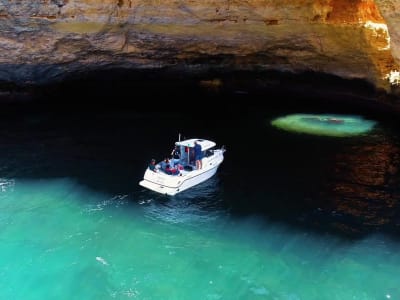 Sonnenaufgangs-Bootsfahrt von Portimão, Algarve