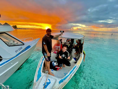 Plongée exploration au coucher du soleil dans la passe de Tikehau