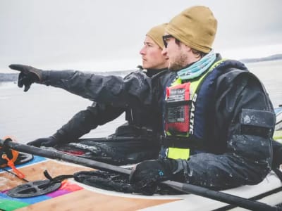Excursión invernal en kayak desde Estocolmo