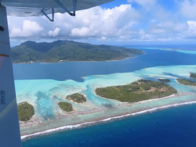 Microlight flight over Raiatea and Taha'a from Uturoa