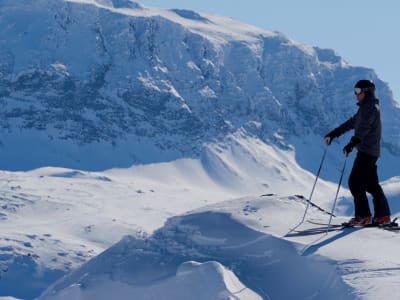 Slalom-Skifahren in Lappland bei Rovaniemi