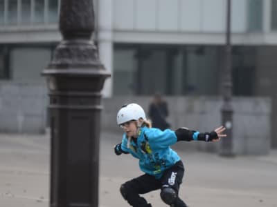 Cours de Roller sur la Place de la Bastille, Paris