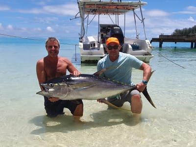 Fischen vor der Küste von Moorea