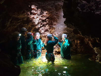 Excursión de espeleología Lapa Verde en el Parque Natural de Arrábida
