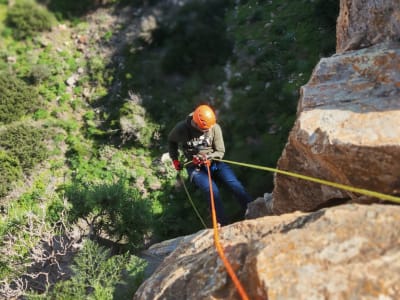 Rappel de 70 m près d'Athènes